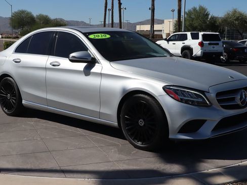 Used 2020 Mercedes-Benz C 300 Sedan image 3
