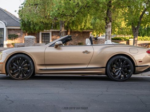 Used 2026 Bentley Continental GTC AWD/4WD image 3