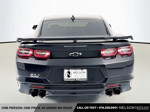 Used 2019 Chevrolet Camaro ZL1 RWD image 6