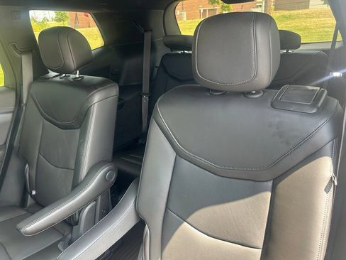 Used 2023 Cadillac XT6 Sport w/ LPO, ONYX Package AWD/4WD image 29