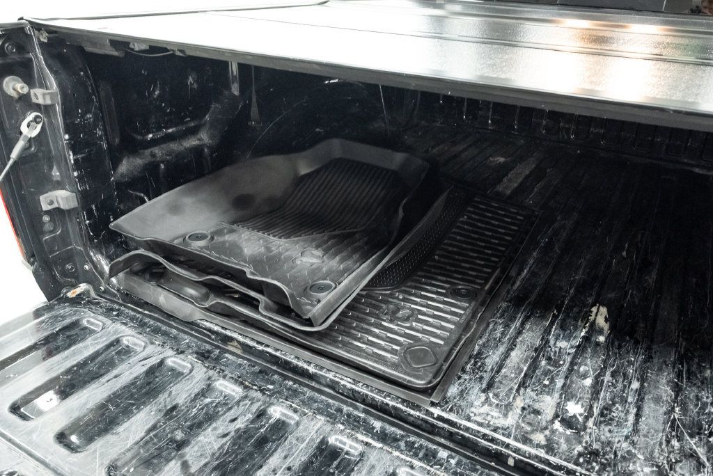 Used 2024 RAM 1500 Laramie AWD/4WD image 32