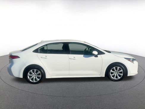 Used 2023 Toyota Corolla LE image 16