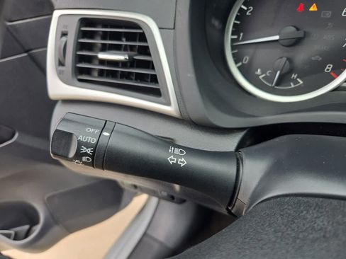 Used 2019 Nissan Sentra SV FWD image 24
