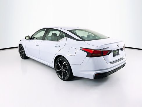 Used 2024 Nissan Altima 2.5 SR image 5
