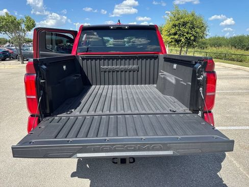 Used 2026 Toyota Tacoma SR5 AWD/4WD image 14