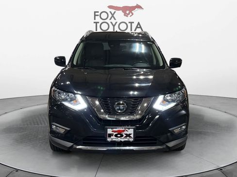 Used 2018 Nissan Rogue SL image 9