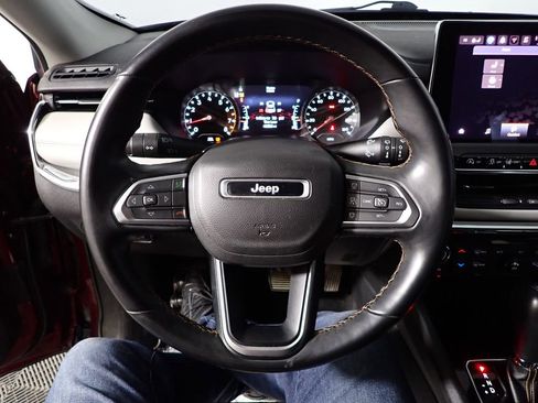 Used 2022 Jeep Compass Limited image 21