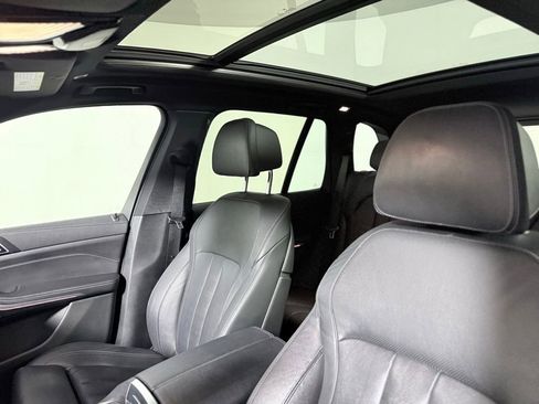 Used 2021 BMW X5 xDrive40i w/ Premium Package AWD/4WD image 19