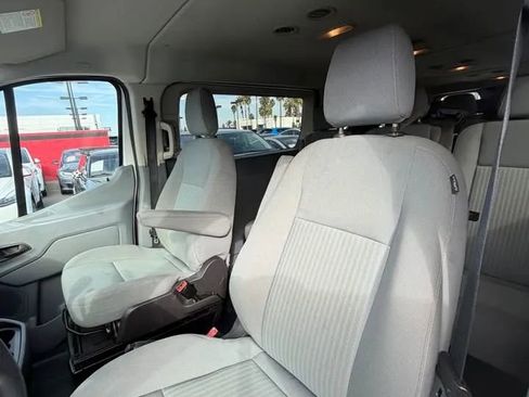 Used 2015 Ford Transit 350 XLT image 6