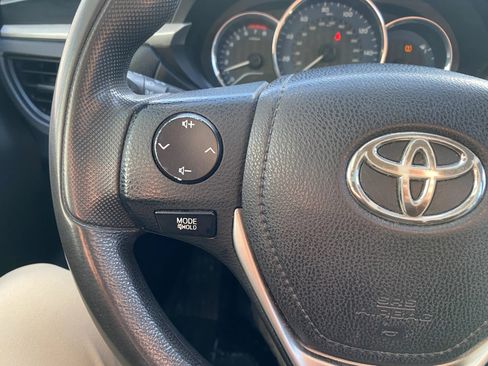 Used 2015 Toyota Corolla L image 13