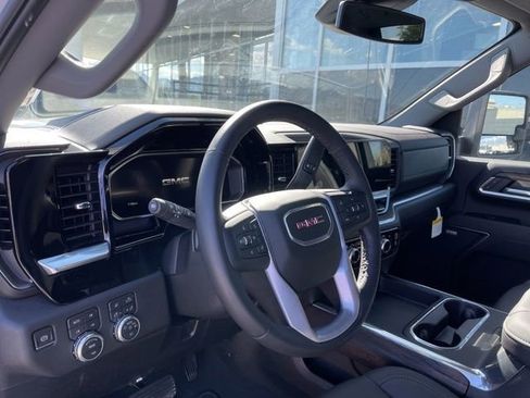 Used 2026 GMC Sierra 3500 SLT w/ SLT Convenience Package AWD/4WD image 8