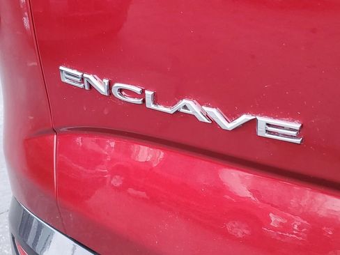 Used 2024 Buick Enclave Premium image 38