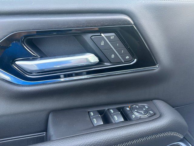 New 2026 GMC Yukon Denali AWD/4WD image 11