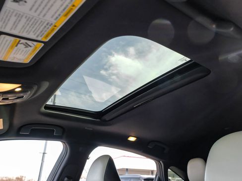 Used 2024 INFINITI QX55 Luxe image 5