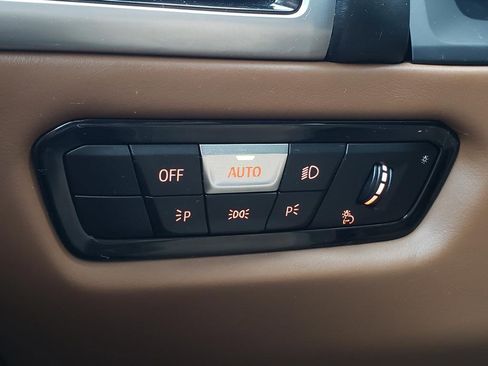 Used 2020 BMW M8 Competition image 30