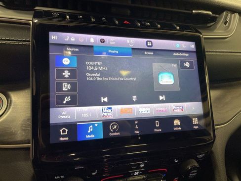Used 2021 Jeep Grand Cherokee L Limited AWD/4WD image 19