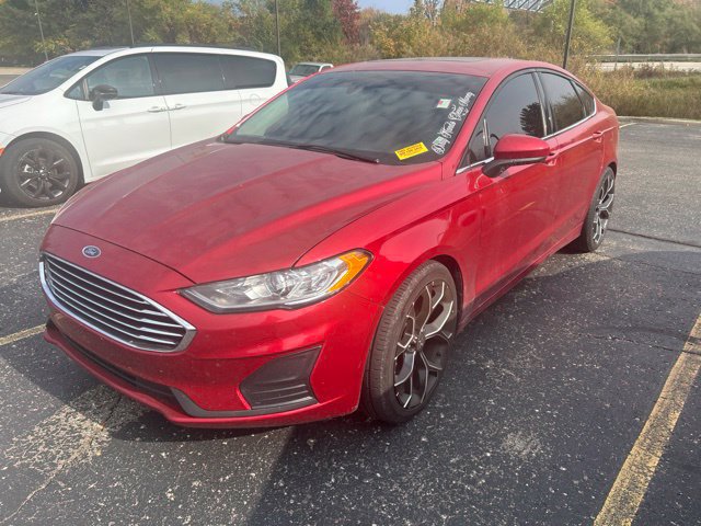 Used 2020 Ford Fusion SE FWD image 1