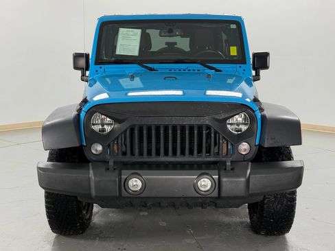 Used 2017 Jeep Wrangler Unlimited Sport AWD/4WD image 2