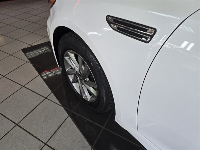 Used 2019 Kia Optima LX FWD image 27