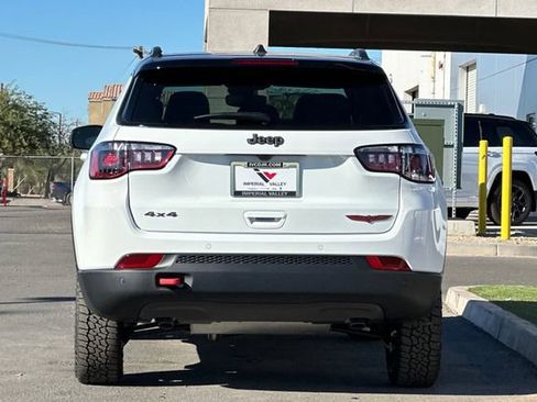 New 2026 Jeep Compass Trailhawk w/ Sun, Sound & Navigation Group image 10