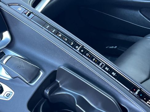 Used 2023 Chevrolet Corvette Stingray Coupe w/ Z51 Performance Package image 23