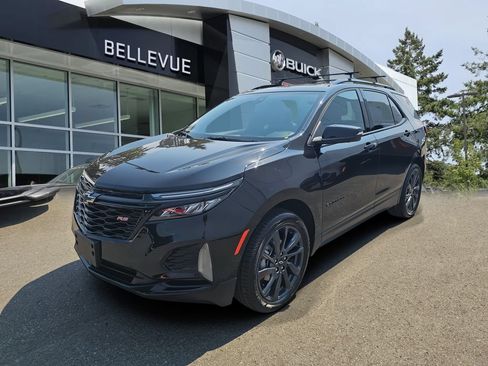 Used 2024 Chevrolet Equinox RS w/ RS Leather Package AWD/4WD image 3