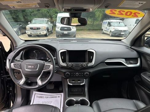 Used 2022 GMC Terrain SLT w/ Tech Package AWD/4WD image 19