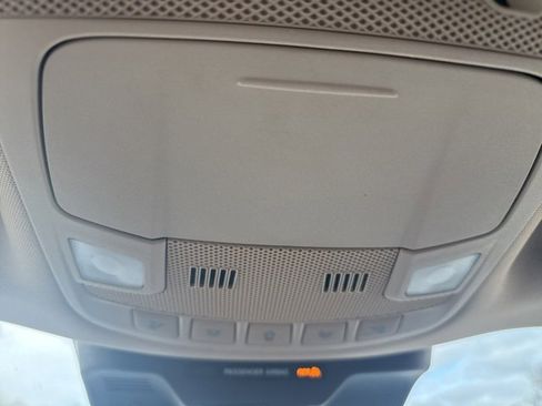 Used 2024 Ford Expedition Max XLT image 23