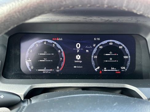 Used 2024 Toyota Tacoma Limited w/ Limited Package (LT) AWD/4WD image 28