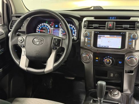 Used 2017 Toyota 4Runner SR5 image 22