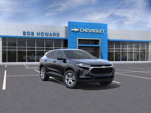 New 2026 Chevrolet Trax LS w/ Driver Confidence Package FWD image 20