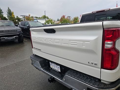 Used 2022 Chevrolet Silverado 1500 LTZ image 15