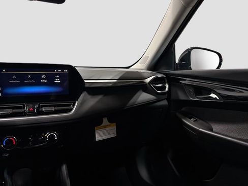 New 2026 Chevrolet TrailBlazer LT w/ Midnight Edition AWD/4WD image 24