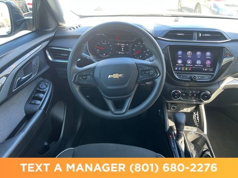Used 2022 Chevrolet TrailBlazer LT w/ Convenience Package AWD/4WD image 13