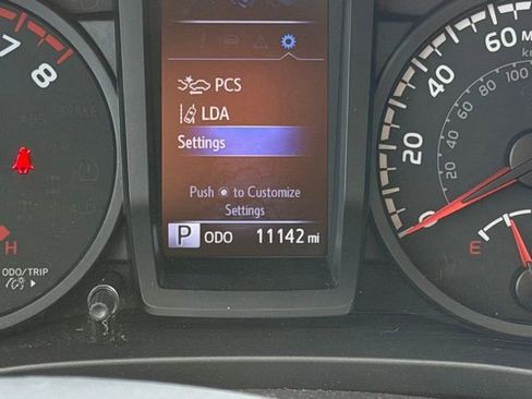 Used 2022 Toyota Tacoma SR image 17