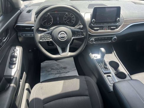 Used 2026 Nissan Altima 2.5 SV AWD/4WD image 12