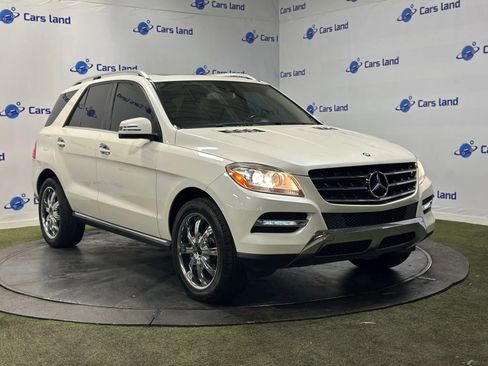 Used 2013 Mercedes-Benz ML 350 ML 350 4MATIC Sport Utility 4D image 1