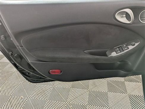 Used 2020 Nissan 370Z Touring Sport image 11