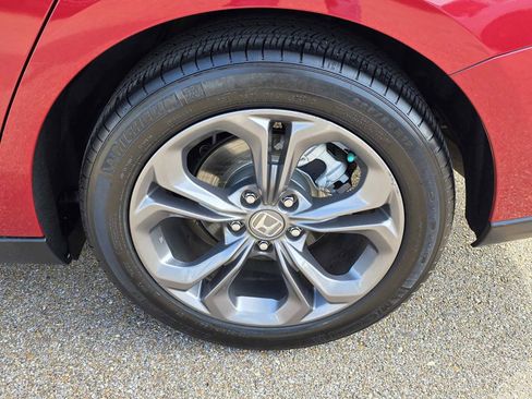 Used 2023 Honda Accord EX image 25