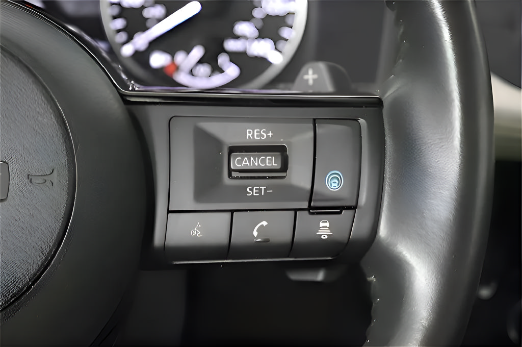 Used 2021 Nissan Rogue SL FWD image 25