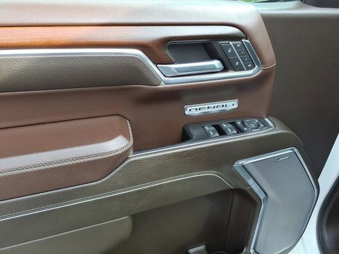 Used 2024 GMC Sierra 1500 Denali w/ Denali Reserve Package image 11