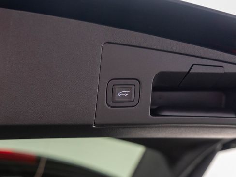 New 2025 Cadillac XT5 Premium Luxury image 30