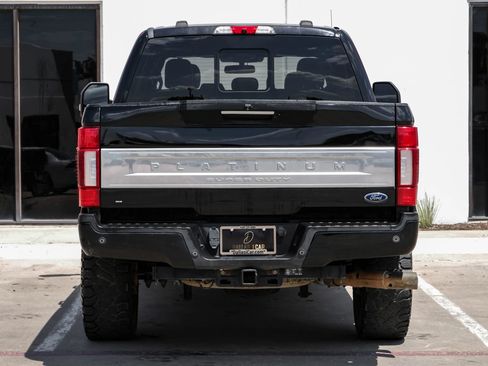 Used 2020 Ford F250 Platinum w/ FX4 Off-Road Package AWD/4WD image 10