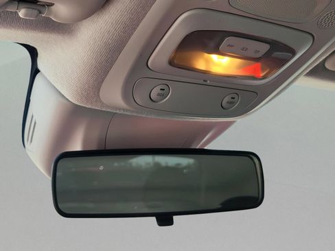 Used 2024 FIAT 500 e (RED) image 31