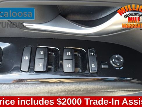 Used 2024 Hyundai Tucson Limited FWD image 13