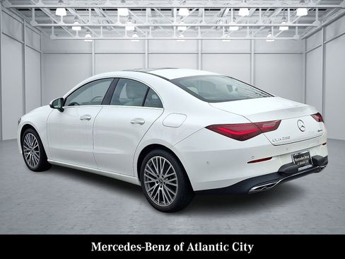 Used 2025 Mercedes-Benz CLA 250 4MATIC image 4