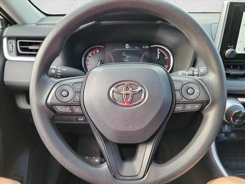 Used 2025 Toyota RAV4 XLE w/ Convenience Package FWD image 20
