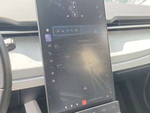 Used 2023 Fisker Ocean Extreme image 17