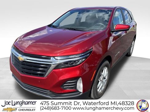 Used 2024 Chevrolet Equinox LT w/ LPO, Floor Liner Package FWD image 8