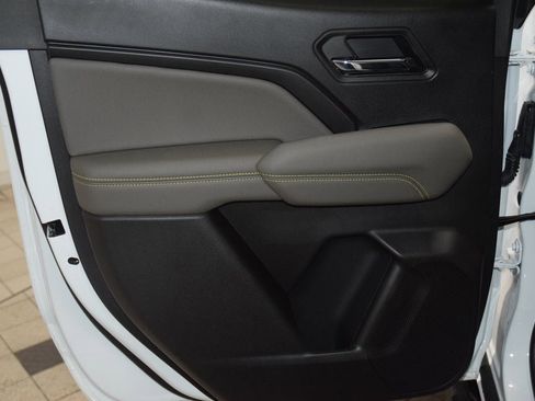 New 2026 Chevrolet Colorado ZR2 w/ ZR2 Bison Edition image 48